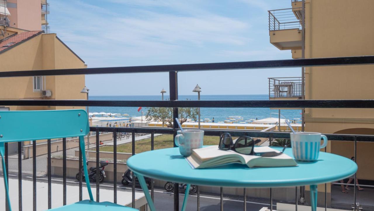 Babyaccommodation Family Experience III Pietra Ligure Eksteriør billede